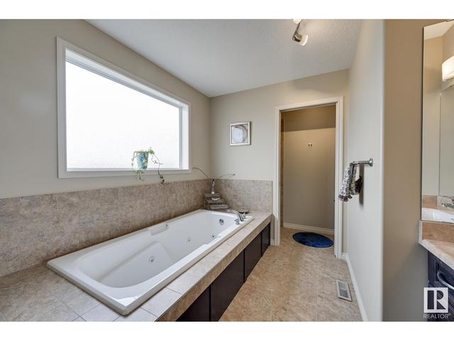 20829 92a Av Nw, House detached with 3 bedrooms, 2 bathrooms and null parking in Edmonton AB | Image 23