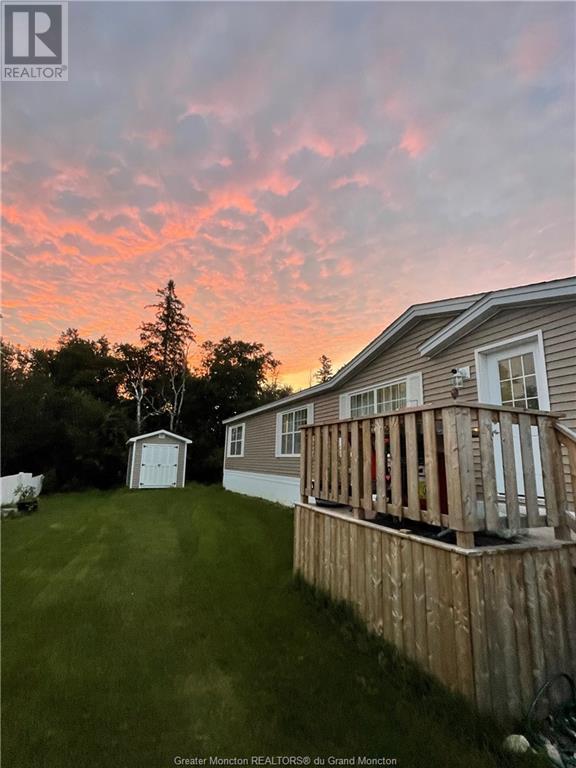 31 Lupin, Home with 3 bedrooms, 1 bathrooms and null parking in Riverview NB | Image 2