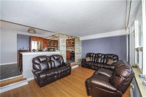 1704 - 1360 York Mills Rd, Condo with 2 bedrooms, 1 bathrooms and 1 parking in Toronto ON | Image 3