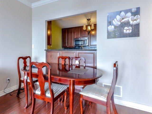 Ph3 - 50 Eglinton Ave W, Condo with 1 bedrooms, 1 bathrooms and 1 parking in Mississauga ON | Image 11
