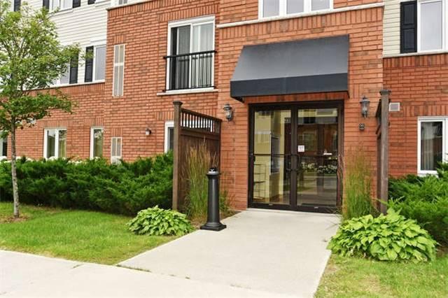 208 - 300 Spillsbury Dr, Condo with 2 bedrooms, 1 bathrooms and 1 parking in Peterborough ON | Image 3