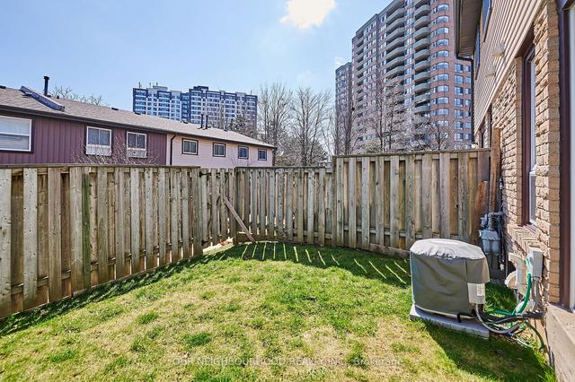 14 - 1121 Sandhurst Circ, Townhouse with 3 bedrooms, 2 bathrooms and 2 parking in Toronto ON | Image 32