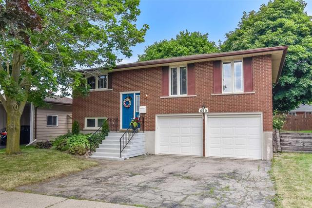 640 Pineridge Rd, House detached with 3 bedrooms, 2 bathrooms and 2 parking in Waterloo ON | Image 1