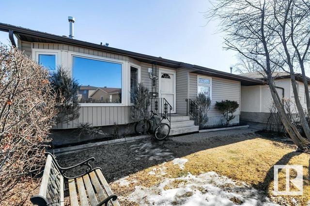 13835 114 St Nw, House semidetached with 3 bedrooms, 1 bathrooms and null parking in Edmonton AB | Image 7