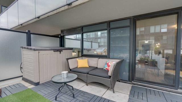 522 - 8 Telegram Mews, Condo with 2 bedrooms, 2 bathrooms and 1 parking in Toronto ON | Image 3