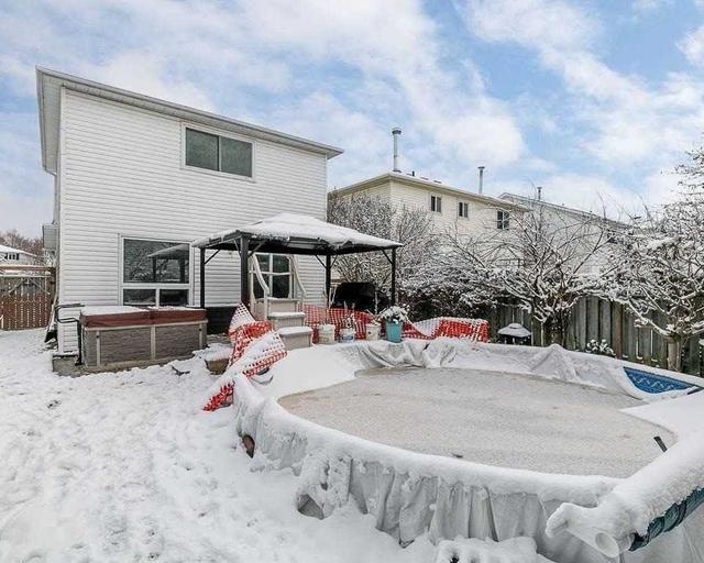 90 Moon Dr, House detached with 3 bedrooms, 2 bathrooms and 5 parking in Barrie ON | Image 17
