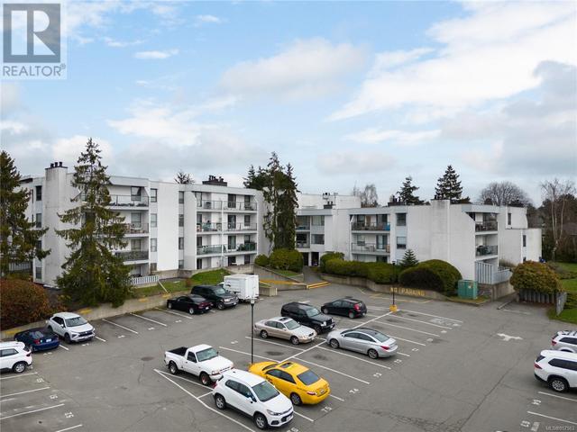 118 - 290 Regina Ave, Condo with 2 bedrooms, 1 bathrooms and 2 parking in Saanich BC | Image 19