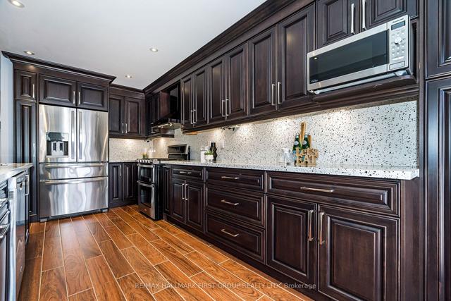 22 Barden Cres, House detached with 4 bedrooms, 4 bathrooms and 3 parking in Ajax ON | Image 5