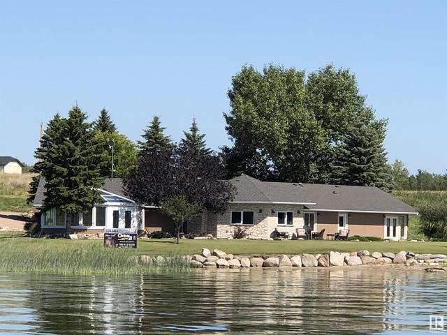 212 Lakeside Estates, House detached with 5 bedrooms, 3 bathrooms and 5 parking in Bonnyville No. 87 AB | Image 1