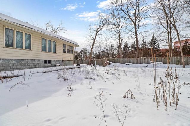 120 Wellington St W, House detached with 2 bedrooms, 2 bathrooms and 5 parking in Barrie ON | Image 9