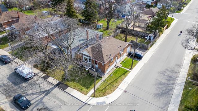 17 West 3rd St, House detached with 4 bedrooms, 2 bathrooms and 3 parking in Hamilton ON | Image 25