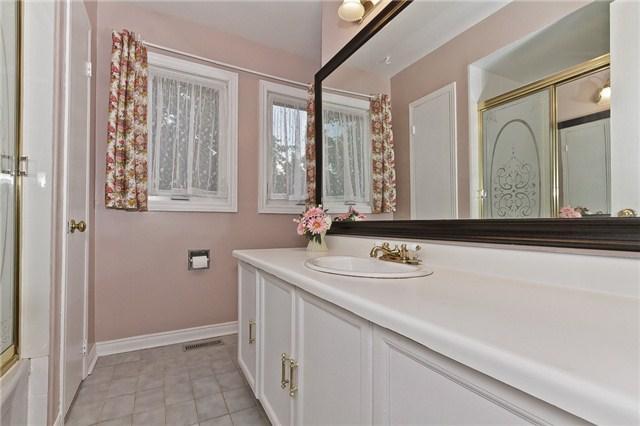 6663 Snow Goose Lane, House detached with 4 bedrooms, 3 bathrooms and 3 parking in Mississauga ON | Image 12