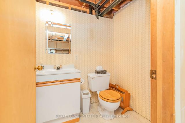 322 East 24th St, House detached with 3 bedrooms, 2 bathrooms and 2 parking in Hamilton ON | Image 28
