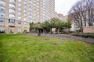 705 - 11 Thorncliffe Park Dr, Condo with 1 bedrooms, 1 bathrooms and 1 parking in Toronto ON | Image 26