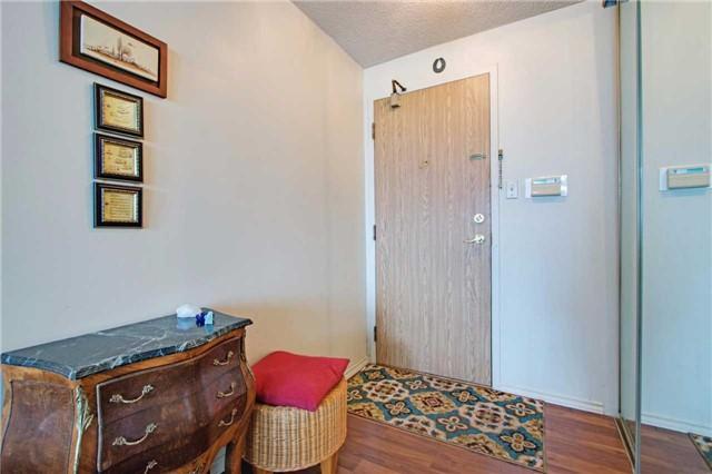 1412 - 1101 Steeles Ave W, Condo with 2 bedrooms, 2 bathrooms and 1 parking in Toronto ON | Image 3