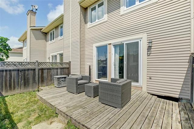 432 Valade Crescent, Townhouse with 3 bedrooms, 2 bathrooms and 2 parking in Ottawa ON | Image 28