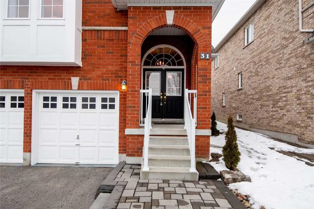 31 Bradford Crt, House detached with 3 bedrooms, 3 bathrooms and 6 parking in Whitby ON | Image 14