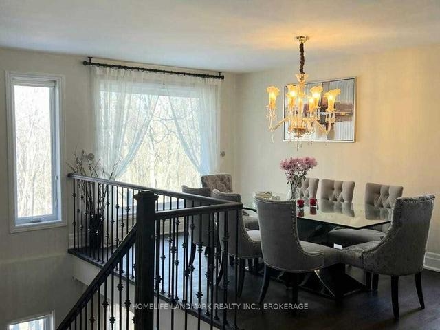 22 Coreydale Crt, House detached with 3 bedrooms, 3 bathrooms and 4 parking in Toronto ON | Image 7