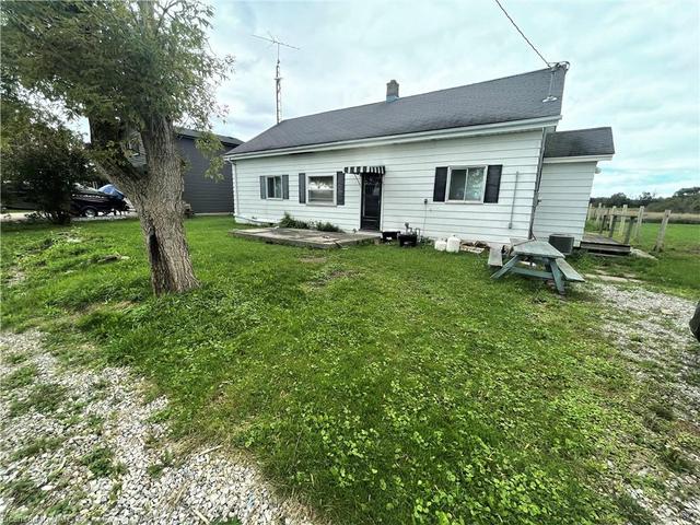 740 Port Maitland Road, House detached with 2 bedrooms, 1 bathrooms and 1 parking in Haldimand County ON | Image 1