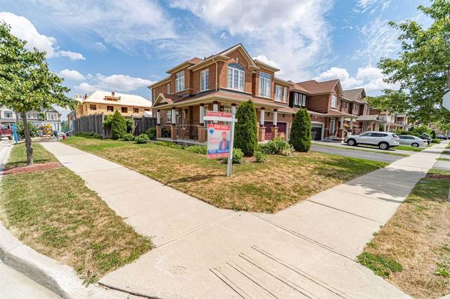104 Iceland Poppy Tr, House detached with 4 bedrooms, 4 bathrooms and 4 parking in Brampton ON | Image 12