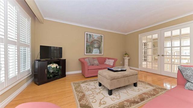 10776 Mcvean Dr, House detached with 3 bedrooms, 2 bathrooms and 4 parking in Brampton ON | Image 4