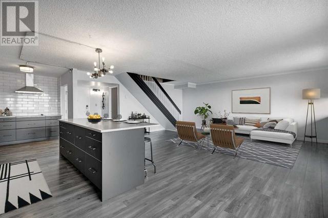 2912, - 221 6 Avenue Se, Condo with 2 bedrooms, 1 bathrooms and null parking in Calgary AB | Image 3