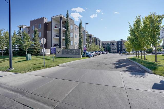 425 - 355 Taralake Way Ne, Condo with 2 bedrooms, 2 bathrooms and 1 parking in Calgary AB | Image 7