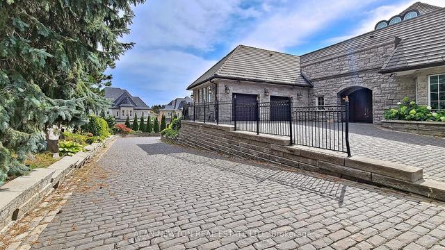 16 Finesse Crt, House detached with 4 bedrooms, 6 bathrooms and 15 parking in Richmond Hill ON | Image 33