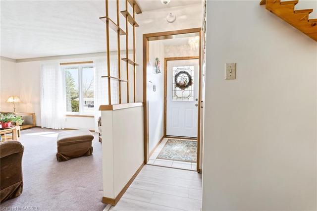 33 Centre Street, House detached with 4 bedrooms, 2 bathrooms and 4 parking in Brant ON | Image 34