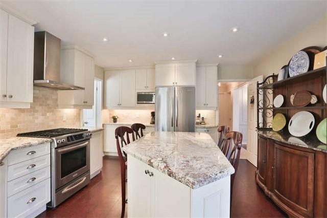2476 Robin Dr, House detached with 4 bedrooms, 4 bathrooms and 6 parking in Mississauga ON | Image 6