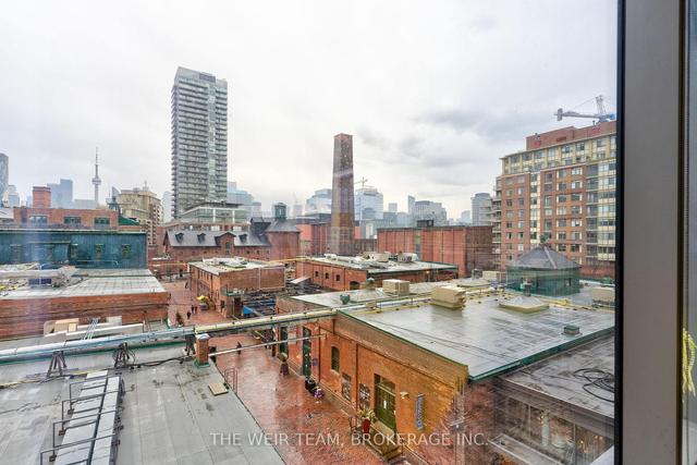 407 - 70 Distillery Lane, Condo with 2 bedrooms, 2 bathrooms and 1 parking in Toronto ON | Image 13