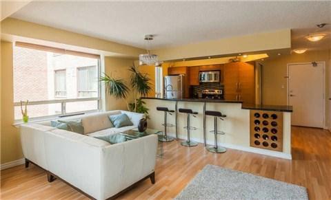 1711 - 633 Bay St, Condo with 1 bedrooms, 2 bathrooms and null parking in Toronto ON | Image 12