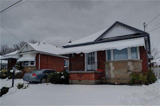 23 West 3rd St, House detached with 2 bedrooms, 4 bathrooms and 3 parking in Hamilton ON | Image 2