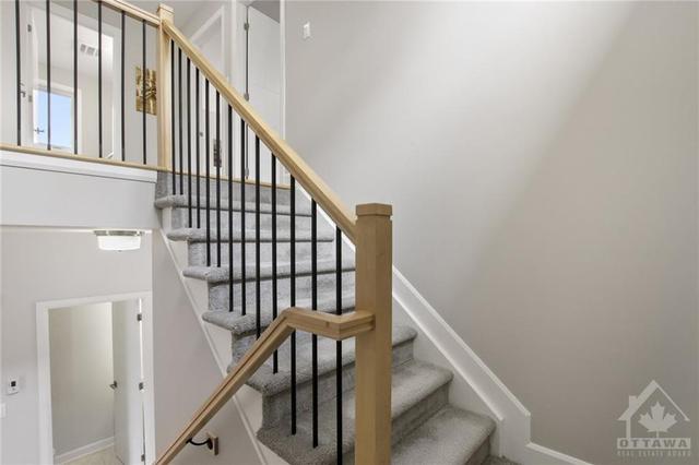 284 Stonewalk Way, House detached with 3 bedrooms, 3 bathrooms and 8 parking in Ottawa ON | Image 16