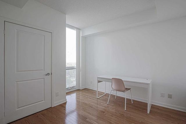 2301 - 5793 Yonge St, Condo with 2 bedrooms, 1 bathrooms and 1 parking in Toronto ON | Image 3