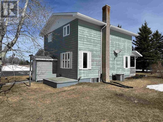 1663 11 Hwy S, House detached with 4 bedrooms, 1 bathrooms and null parking in Cochrane ON | Image 5