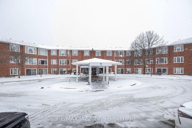 204 - 1 Heritage Way, Condo with 2 bedrooms, 2 bathrooms and 1 parking in Kawartha Lakes ON | Image 1