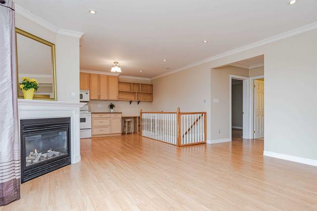 384 Oakhill Dr, House detached with 3 bedrooms, 5 bathrooms and 6 parking in Brant ON | Image 17
