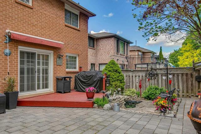 135 Bonny Meadows Dr, House detached with 4 bedrooms, 3 bathrooms and 6 parking in Aurora ON | Image 26