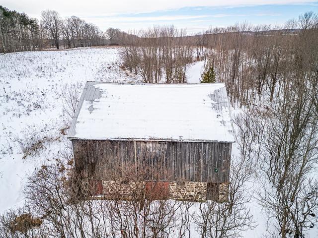 158502 7th Line, Home with 3 bedrooms, 2 bathrooms and 26 parking in Meaford ON | Image 19
