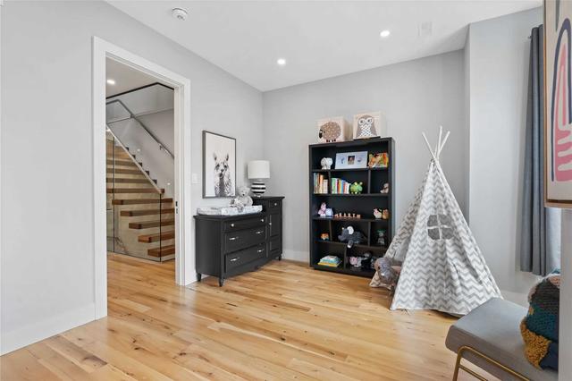 364 Lippincott St, House semidetached with 3 bedrooms, 4 bathrooms and 2 parking in Toronto ON | Image 21