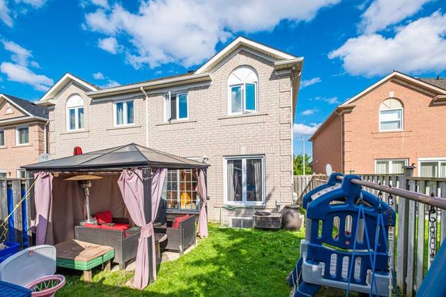 1380 Quest Circ, House semidetached with 3 bedrooms, 3 bathrooms and 4 parking in Mississauga ON | Image 18