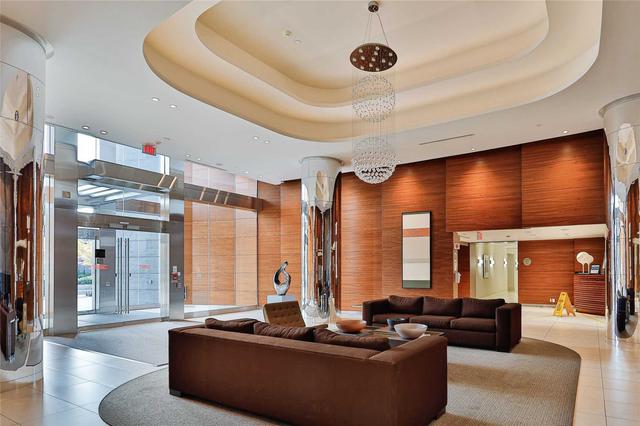1904 - 5 Valhalla Inn Rd, Condo with 2 bedrooms, 2 bathrooms and 1 parking in Toronto ON | Image 29