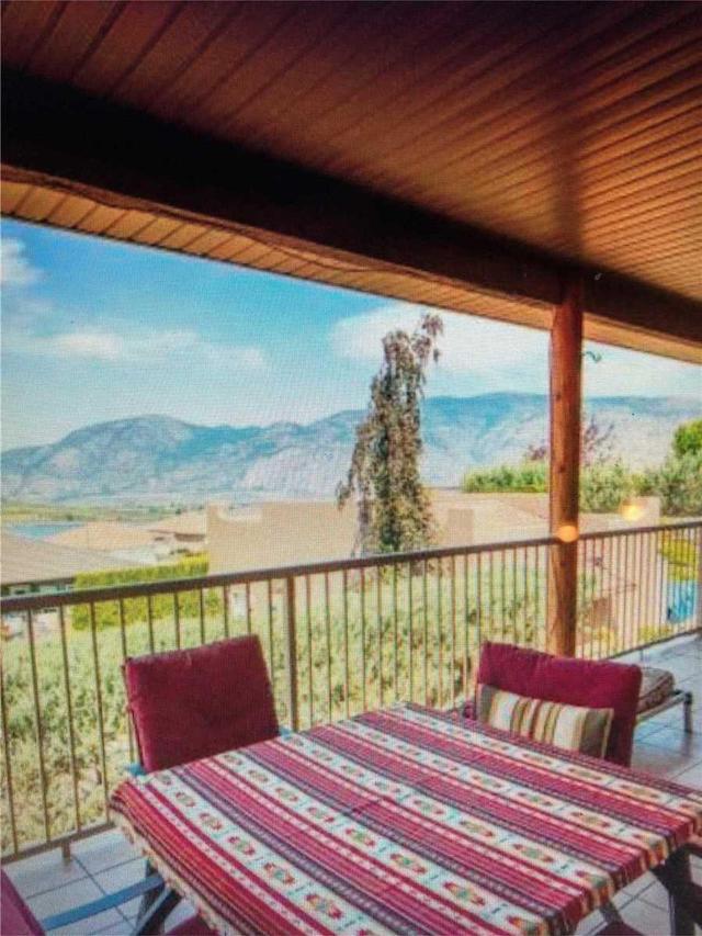 4003 Fairwinds Dr, House detached with 2 bedrooms, 5 bathrooms and 3 parking in Osoyoos BC | Image 14