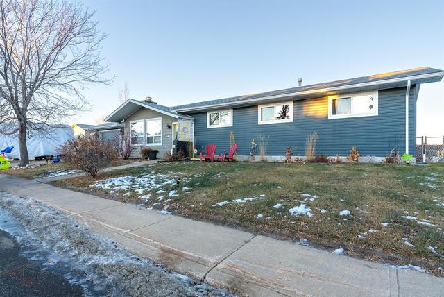 101 Beaconsfield Road, House detached with 4 bedrooms, 3 bathrooms and 3 parking in Wood Buffalo AB | Image 35