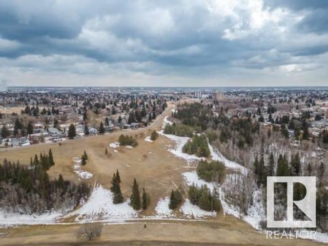 10511 76 St Nw, House detached with 5 bedrooms, 3 bathrooms and null parking in Edmonton AB | Image 4