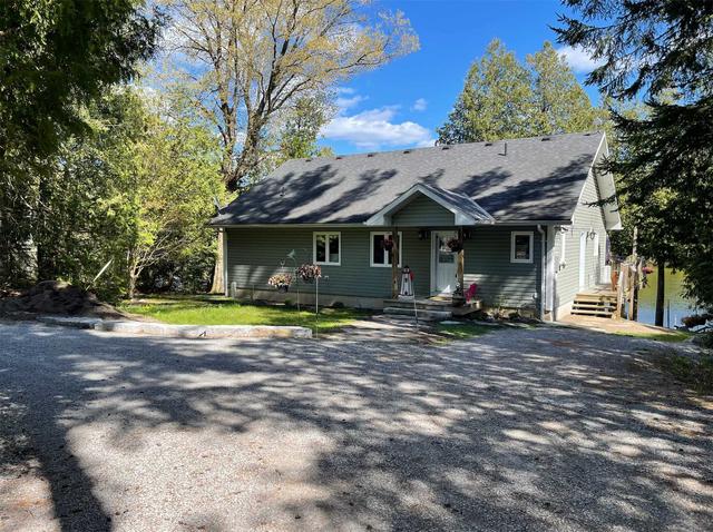 18 Juniper Cres, House detached with 3 bedrooms, 3 bathrooms and 14 parking in Kawartha Lakes ON | Image 35