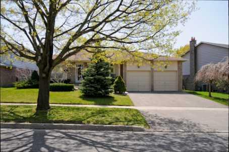 81 Ramona Blvd, House detached with 4 bedrooms, 3 bathrooms and 2 parking in Markham ON | Image 1