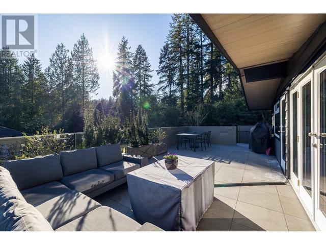 3735 Riviere Place, House detached with 6 bedrooms, 4 bathrooms and 6 parking in North Vancouver BC | Image 9