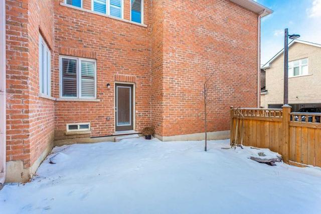12 Portia St, House detached with 4 bedrooms, 4 bathrooms and 3 parking in Markham ON | Image 19